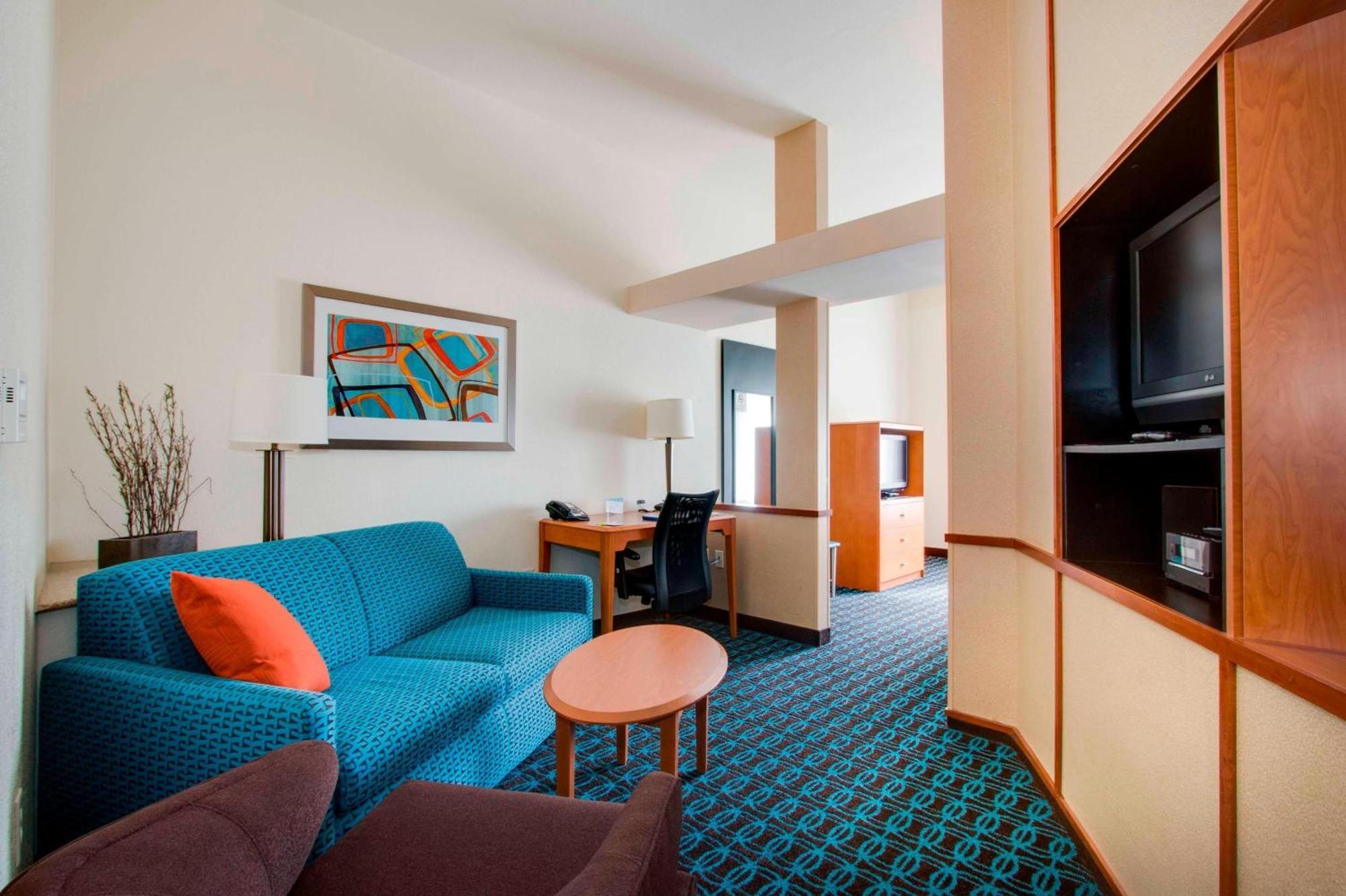 Fairfield Inn & Suites By Marriott Клермон Экстерьер фото