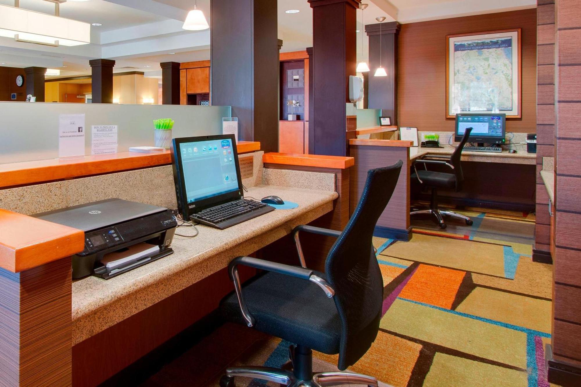 Fairfield Inn & Suites By Marriott Клермон Экстерьер фото
