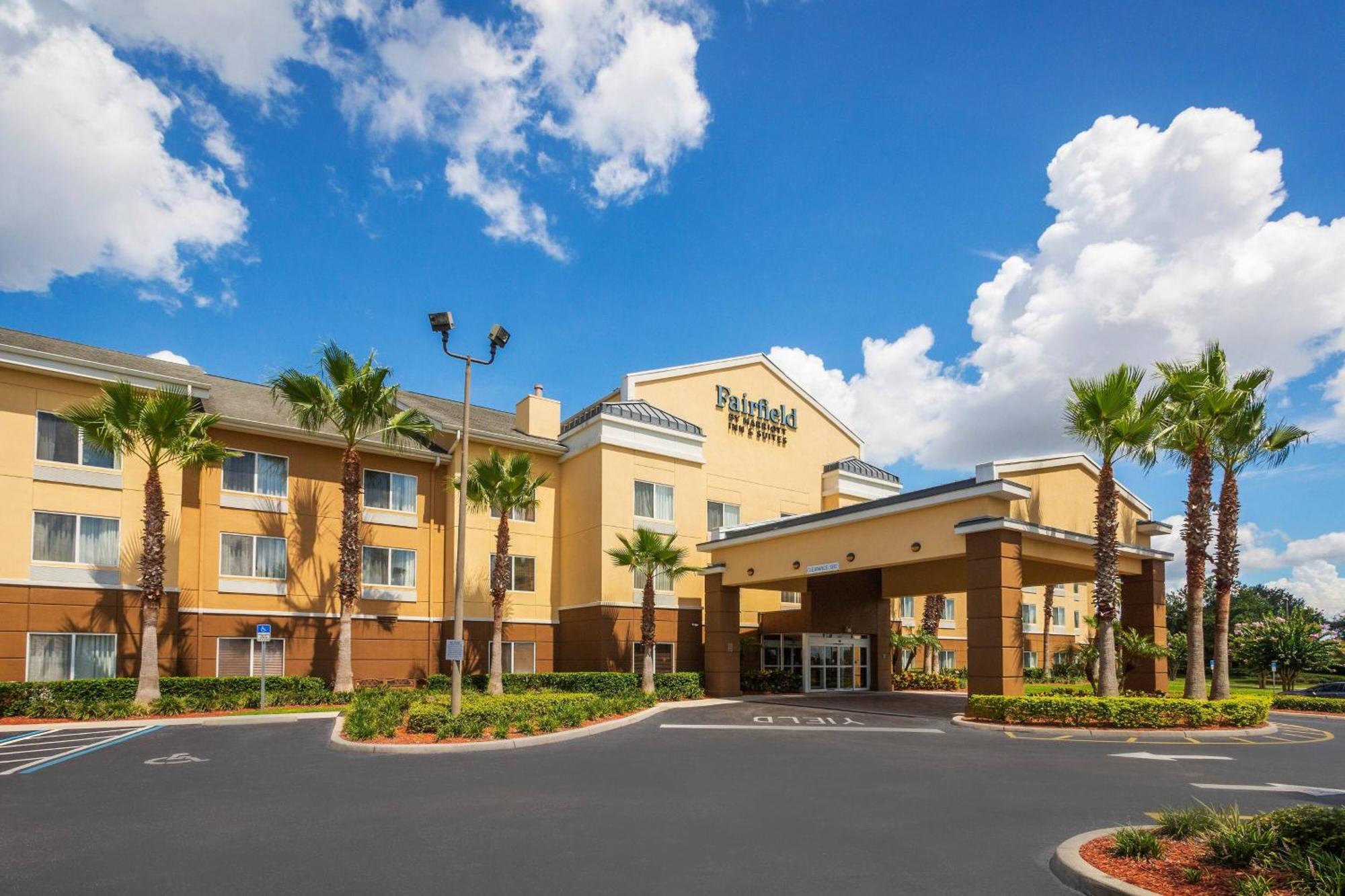 Fairfield Inn & Suites By Marriott Клермон Экстерьер фото