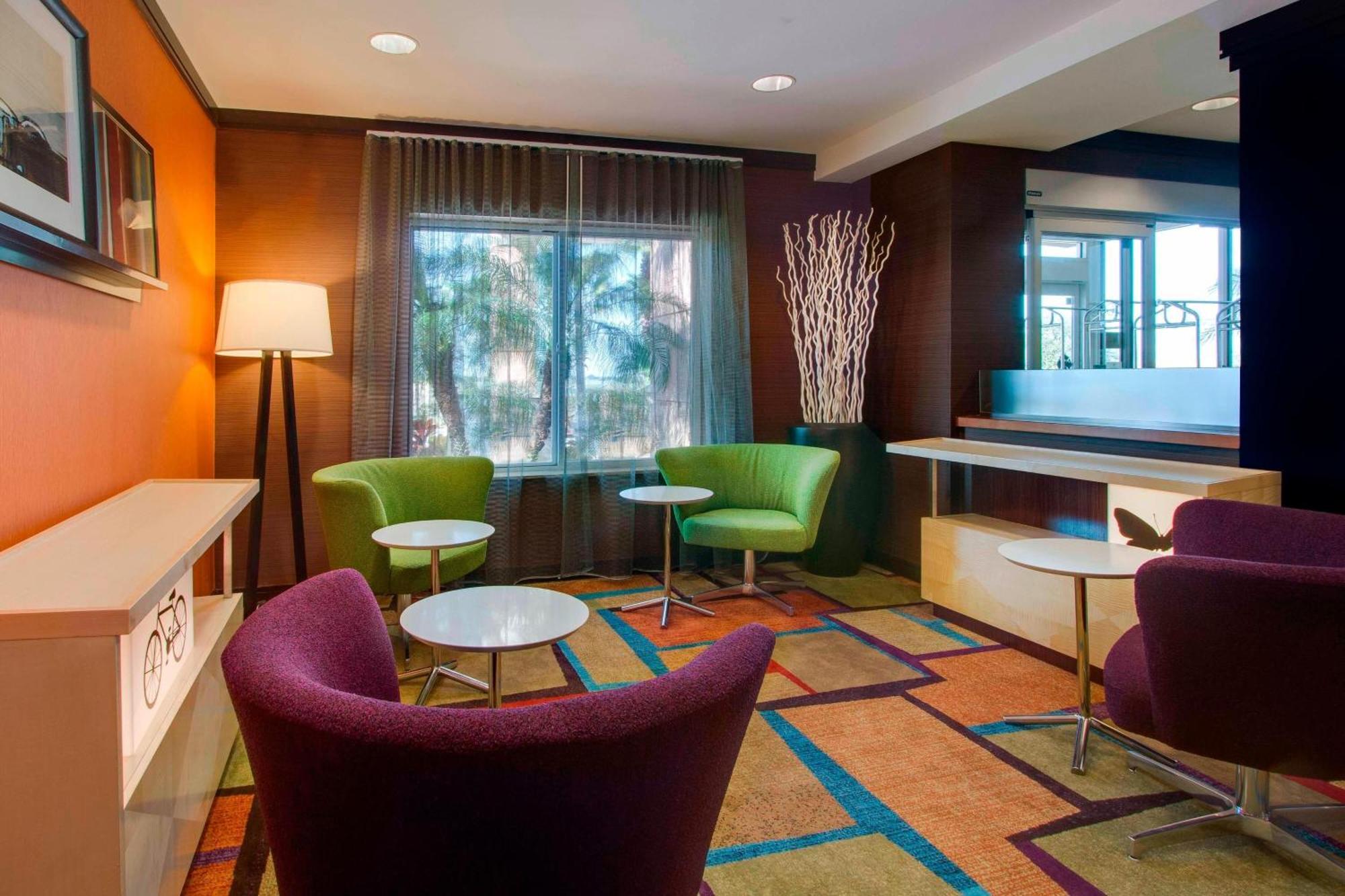 Fairfield Inn & Suites By Marriott Клермон Экстерьер фото