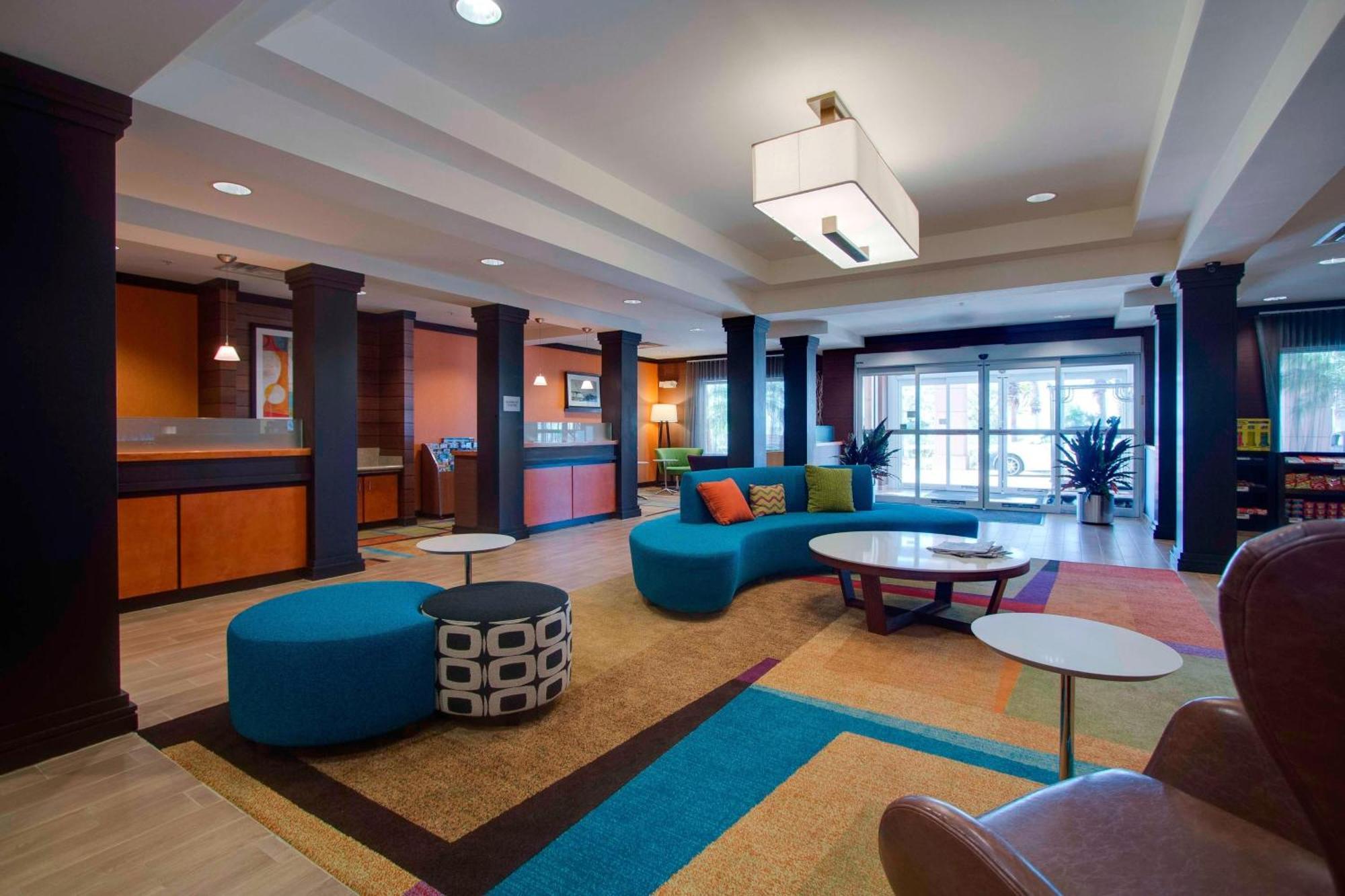 Fairfield Inn & Suites By Marriott Клермон Экстерьер фото