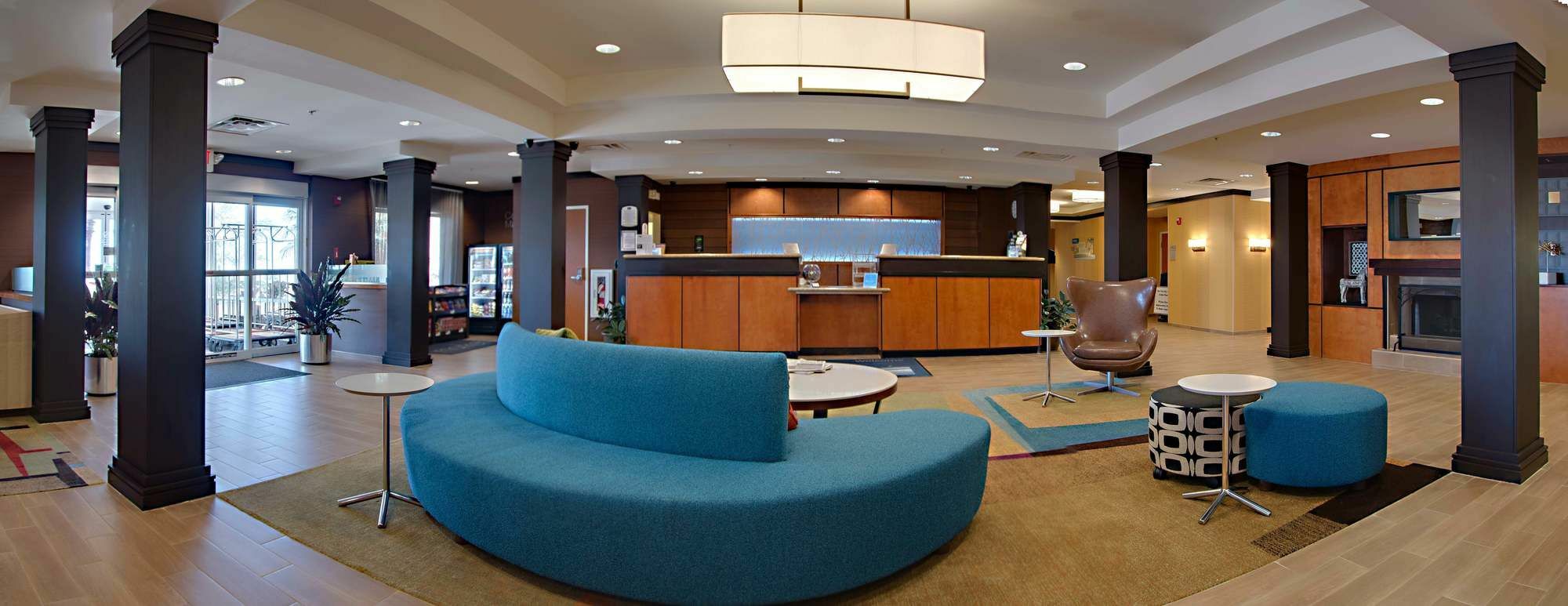 Fairfield Inn & Suites By Marriott Клермон Экстерьер фото